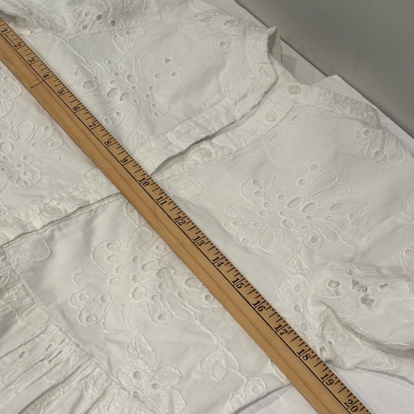 Zara Elegant White Eyelet Resort Dress - Picture 8 of 11